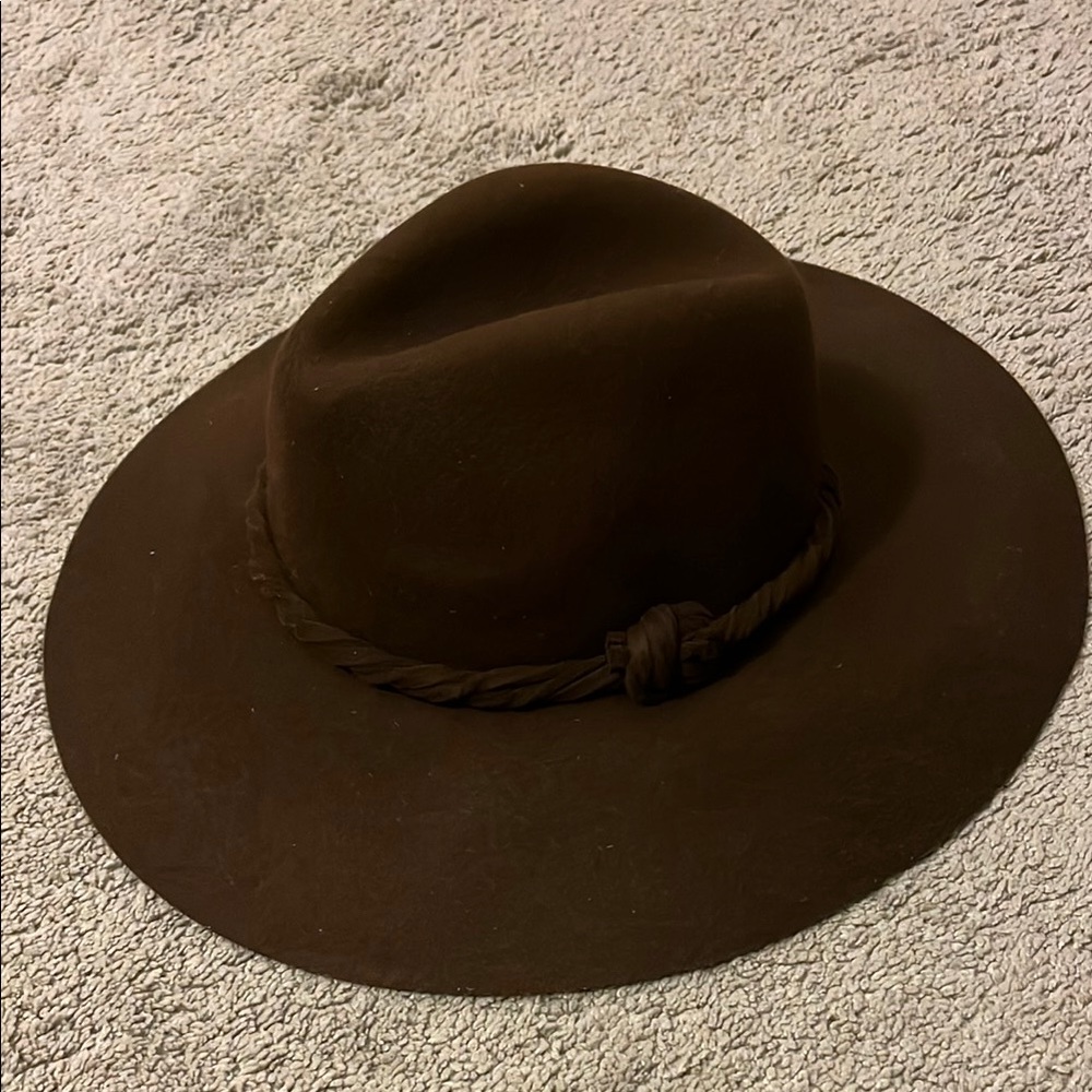 Brown Wide-Brimmed Fedora Hat